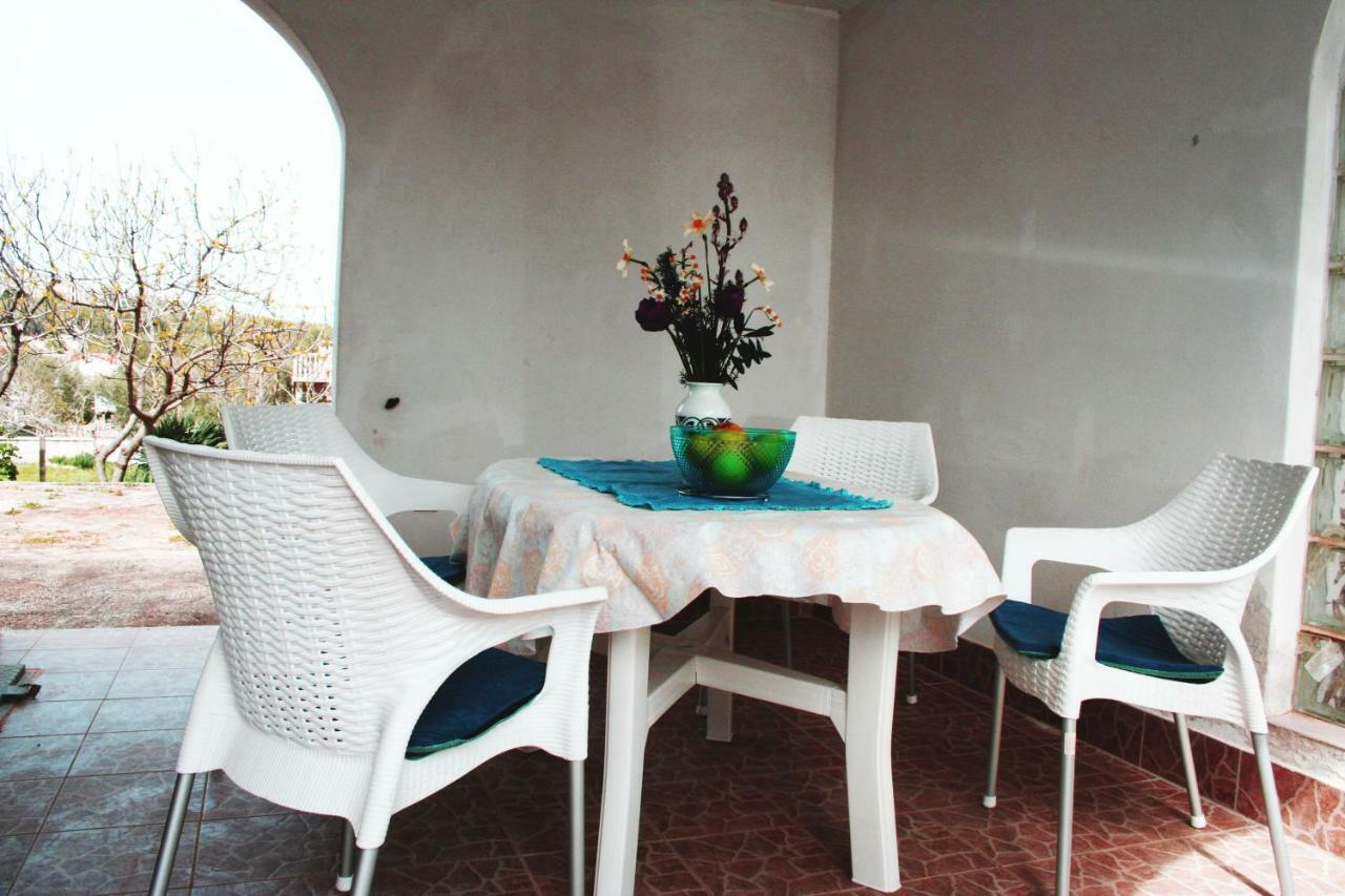 Apartment Azriel Vir Εξωτερικό φωτογραφία