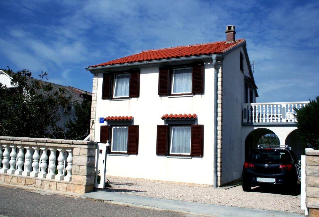 Apartment Azriel Vir Εξωτερικό φωτογραφία